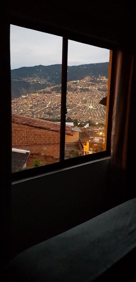 דירות Wonderful House With Views In Medellin-Fiber Optics מראה חיצוני תמונה